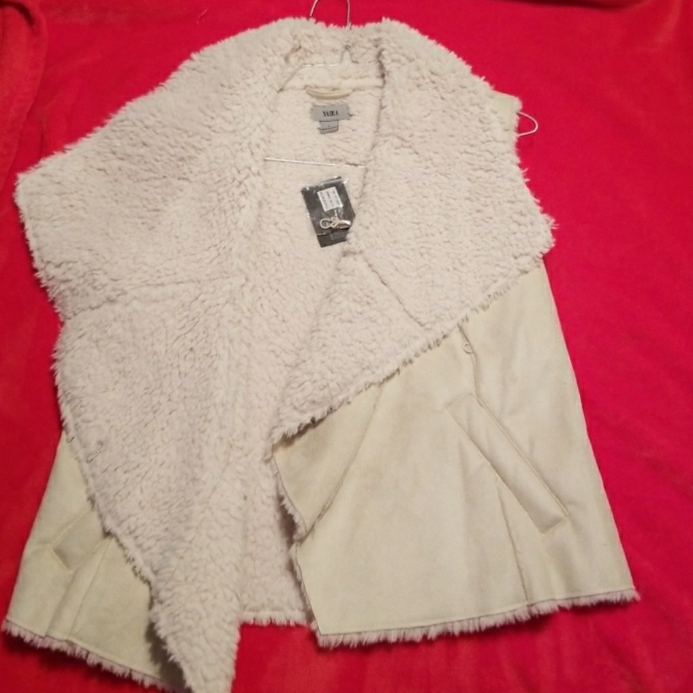 Women's Faux Shearling Open-Front Vest